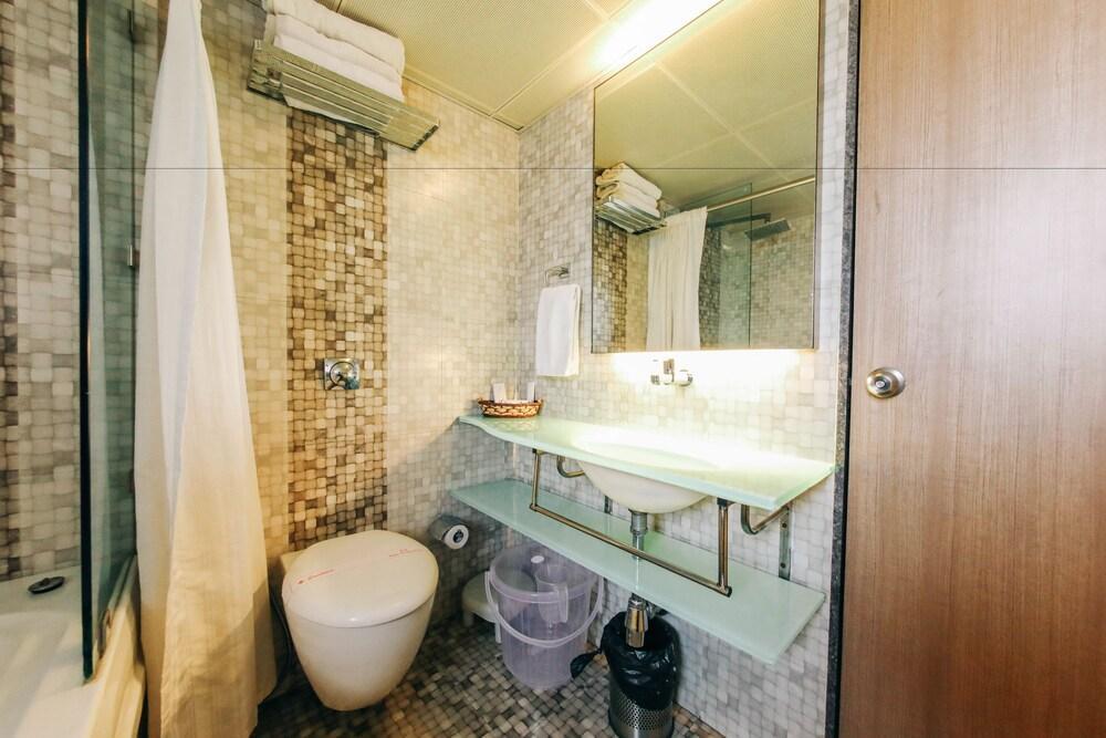 Hostel Mumbai By Maharana Inn Exterior foto