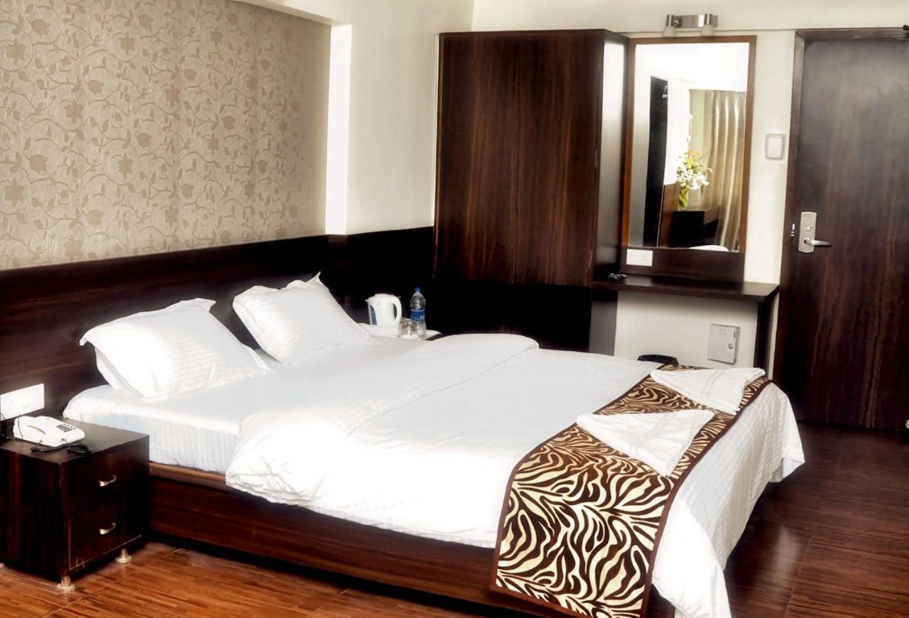Hostel Mumbai By Maharana Inn Exterior foto