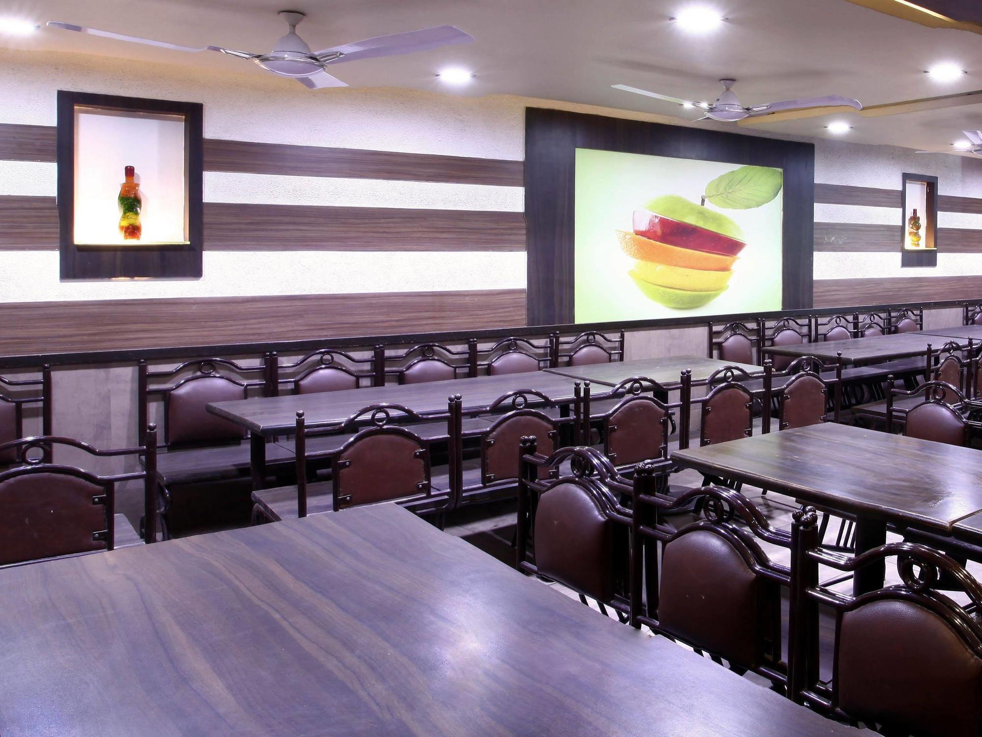 Hostel Mumbai By Maharana Inn Exterior foto