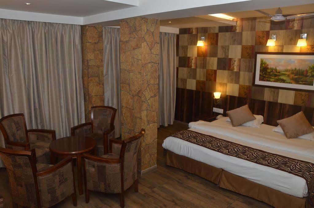 Hostel Mumbai By Maharana Inn Exterior foto